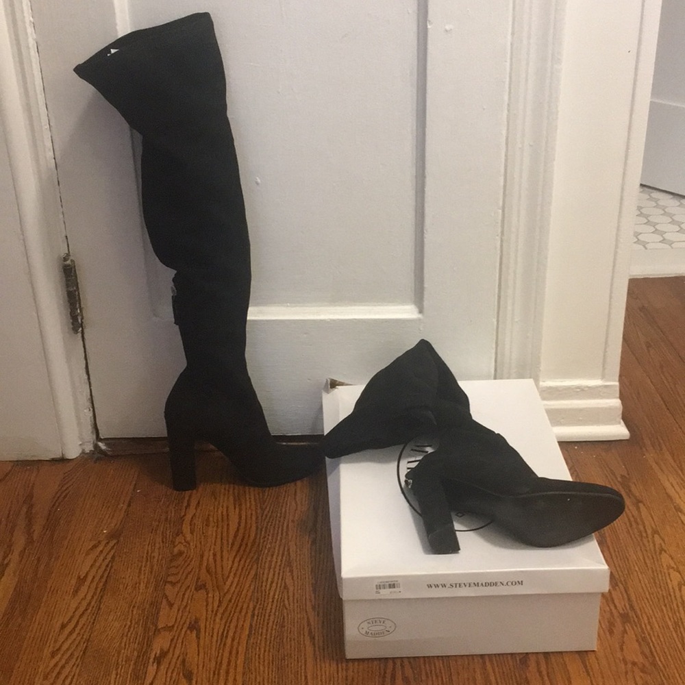 Thigh high suede Steve Madden booties